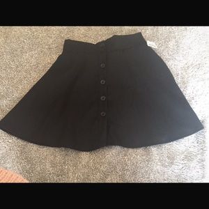 ❤️❤️ BOUTIQUE Black Button Down Skirt